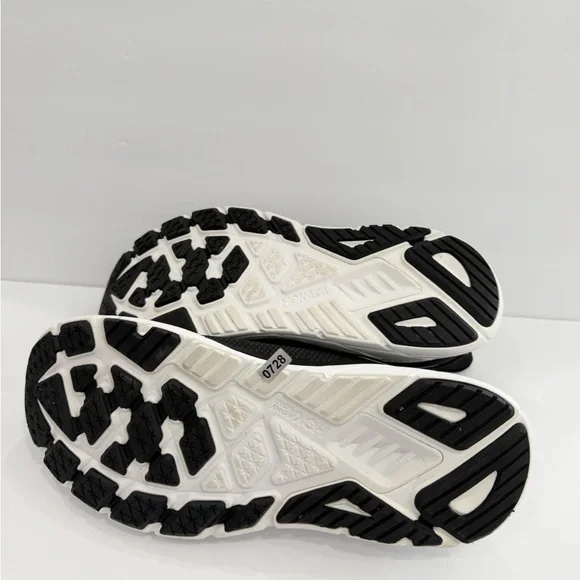 Hoka One One Arahi 7 Wide Men’s Shoes